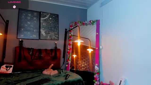 samantha_mature56 recorded show